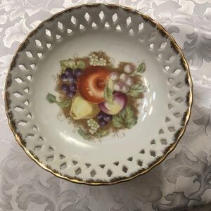 Vintage Porcelain Pedestal Fruit Bowl Candy Dish Lefton China 20035b